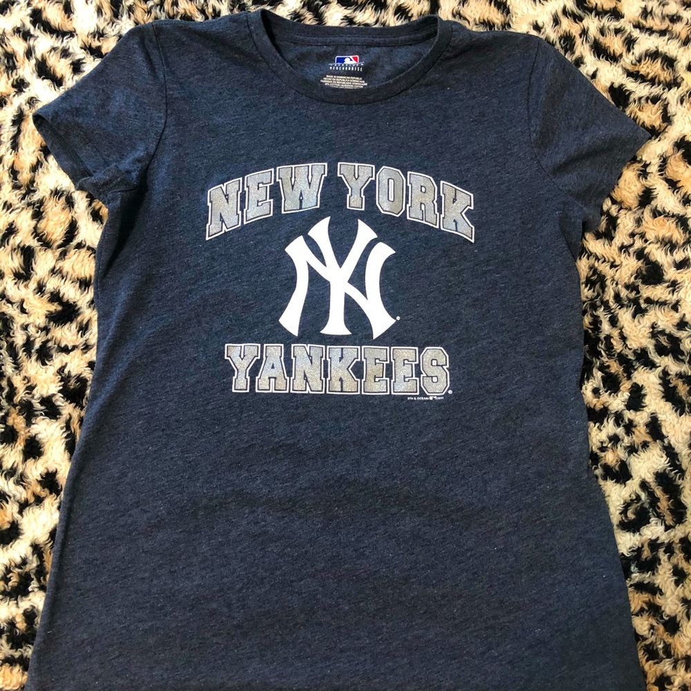 New York Yankees t shirt